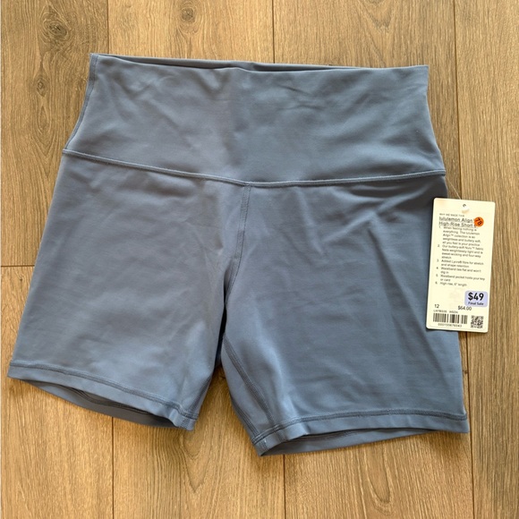 NWT Lululemon Align High-Rise Short 6" Washed Denim Size 12 - Picture 2 of 9